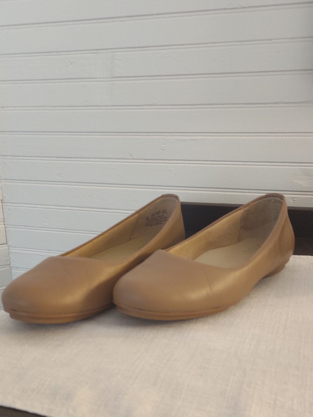 Naturalizer Women's Cognac Leather Ballet Flats